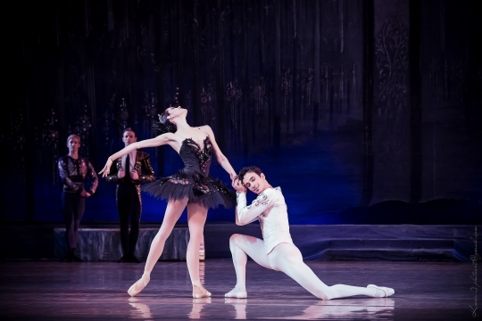 Ballet Nacional De Ucrania Presenta El Lago De Los Cisnes En Concepción