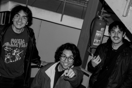 rokefort propone un sonido mas introspectivo en su segundo single a un segundo de distancia